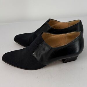 🐳 David Aaron hand made slip on low heel leather knit combo  Heels